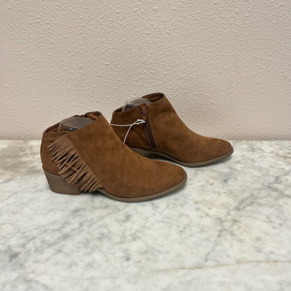 Universal Thread brown suede fringe ankle boots NWT size 7.5 - Picture 4 of 6